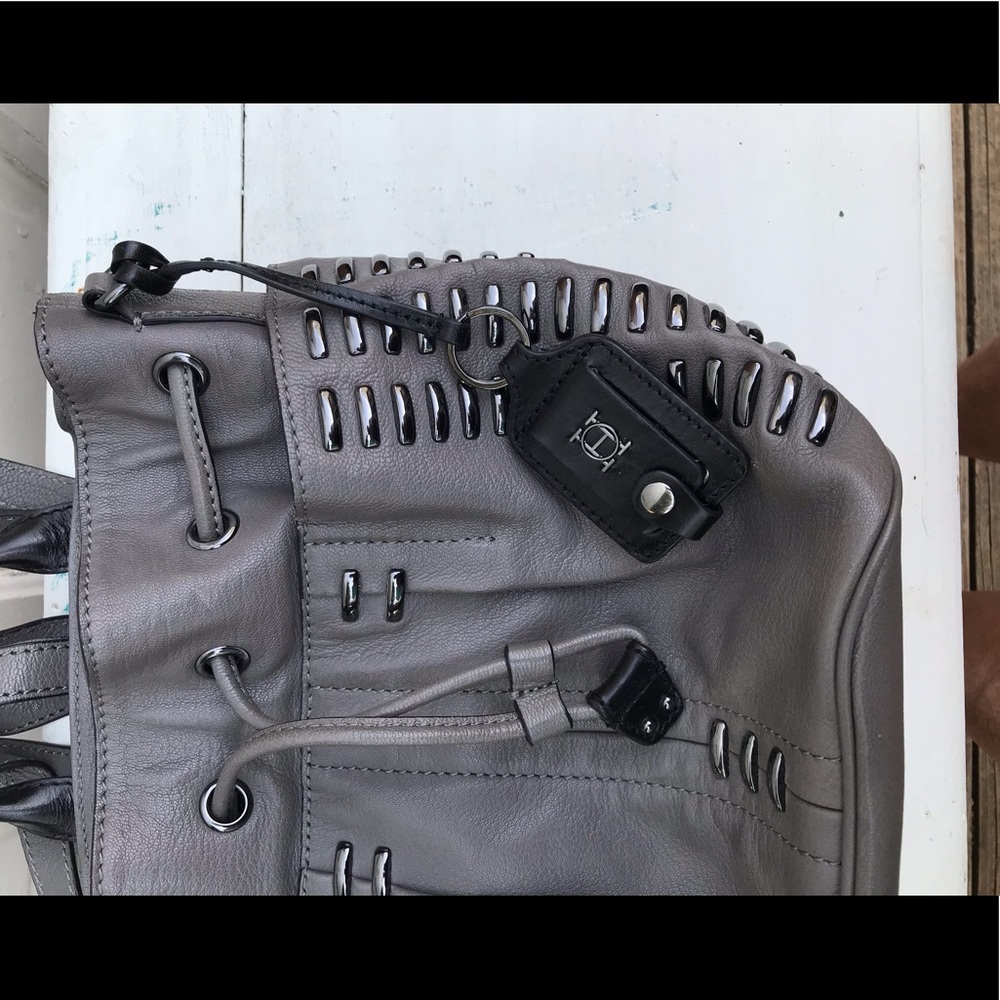 Joy Gryson gray leather backpack crossbody bag - Picture 5 of 8